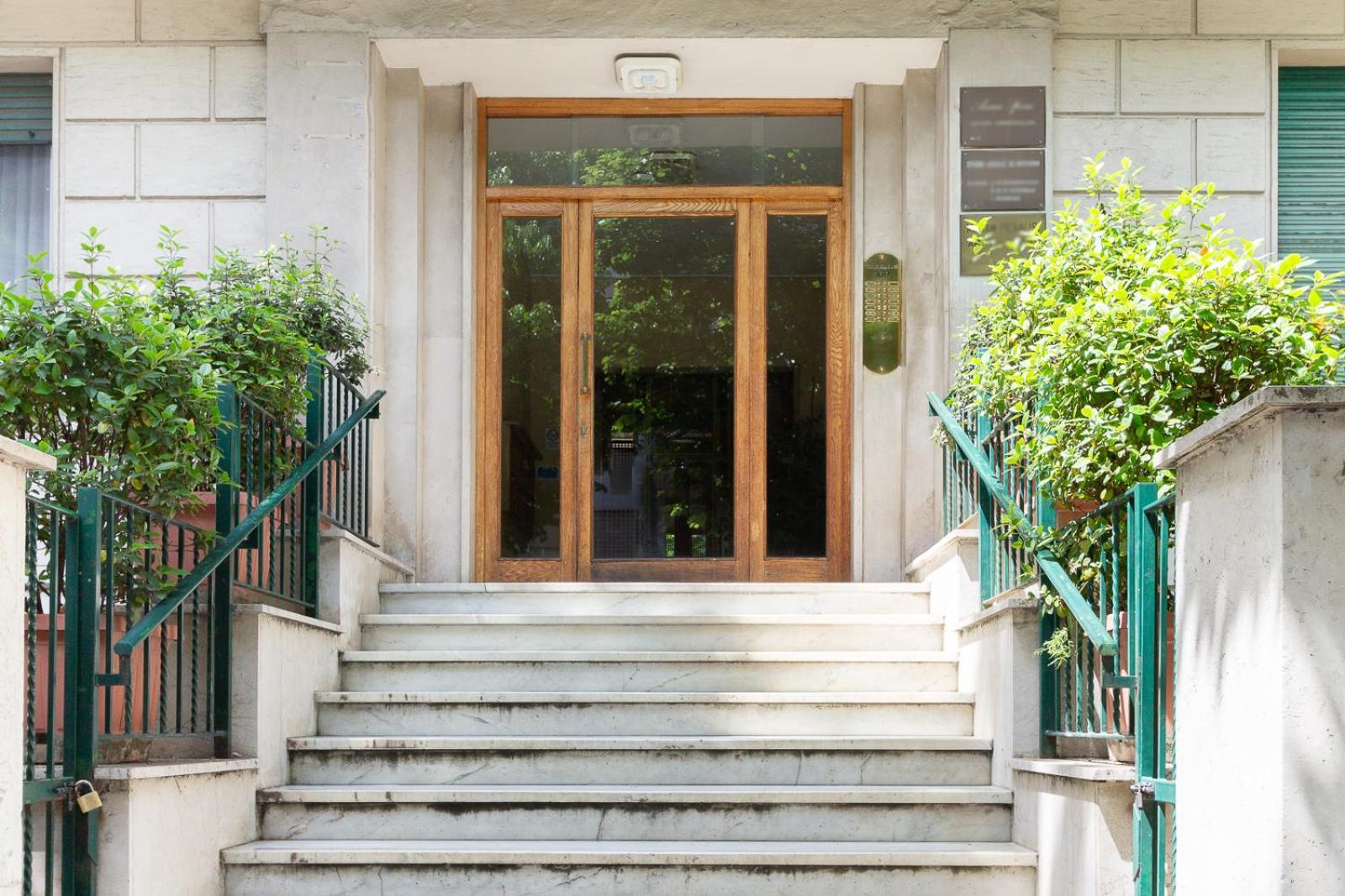 Aureum Convivium Hotel Рим Екстериор снимка